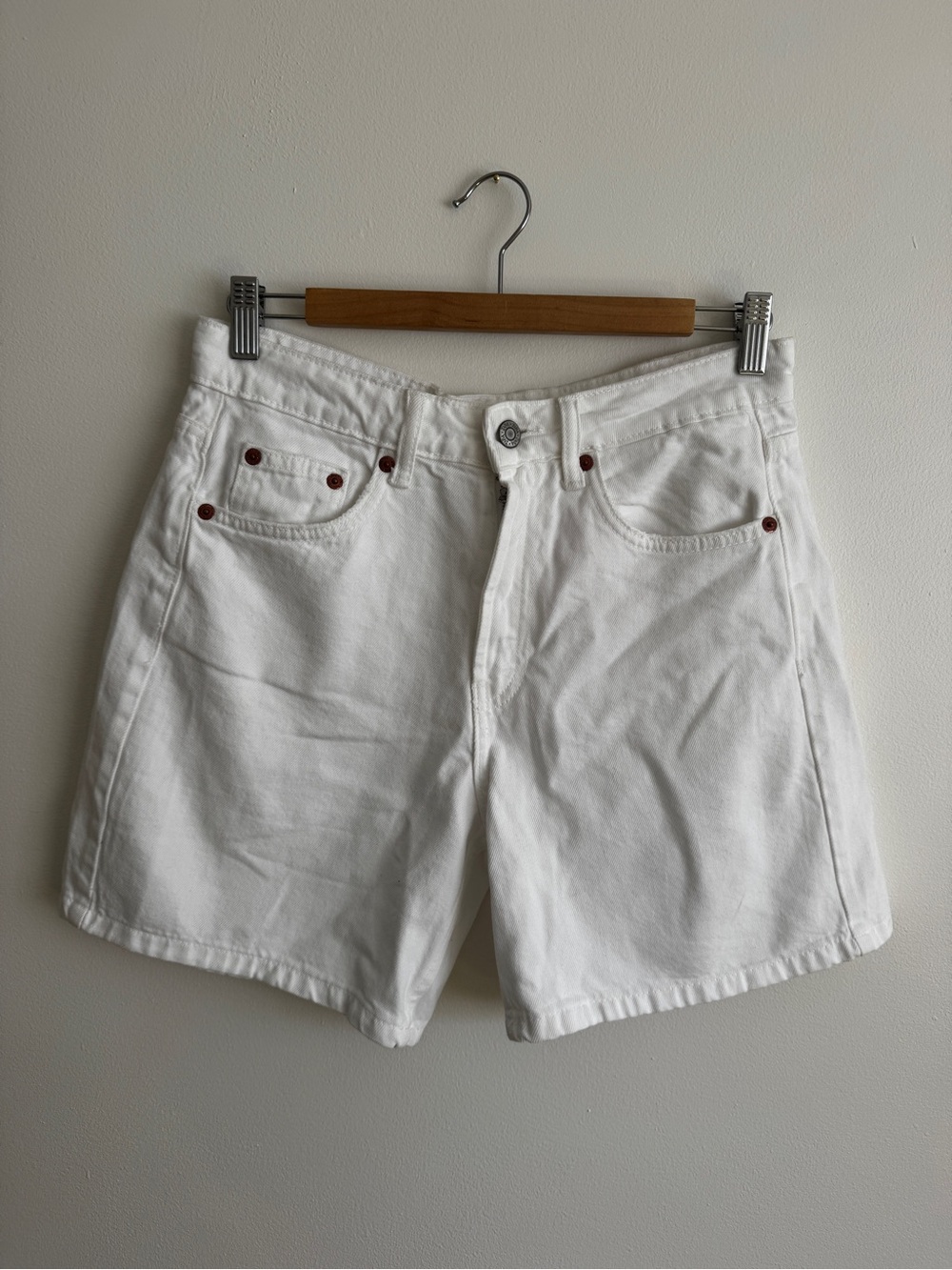 Zara White Women’s Denim Shorts